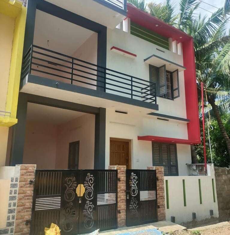 House for sale in Alamparai