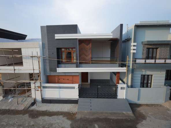 Independent Villa For sale in Perumal Nager